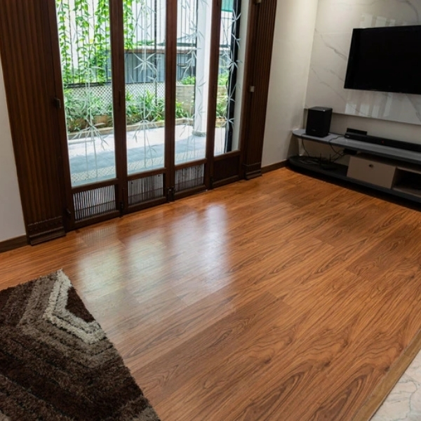 Laminate Wooden Flooring